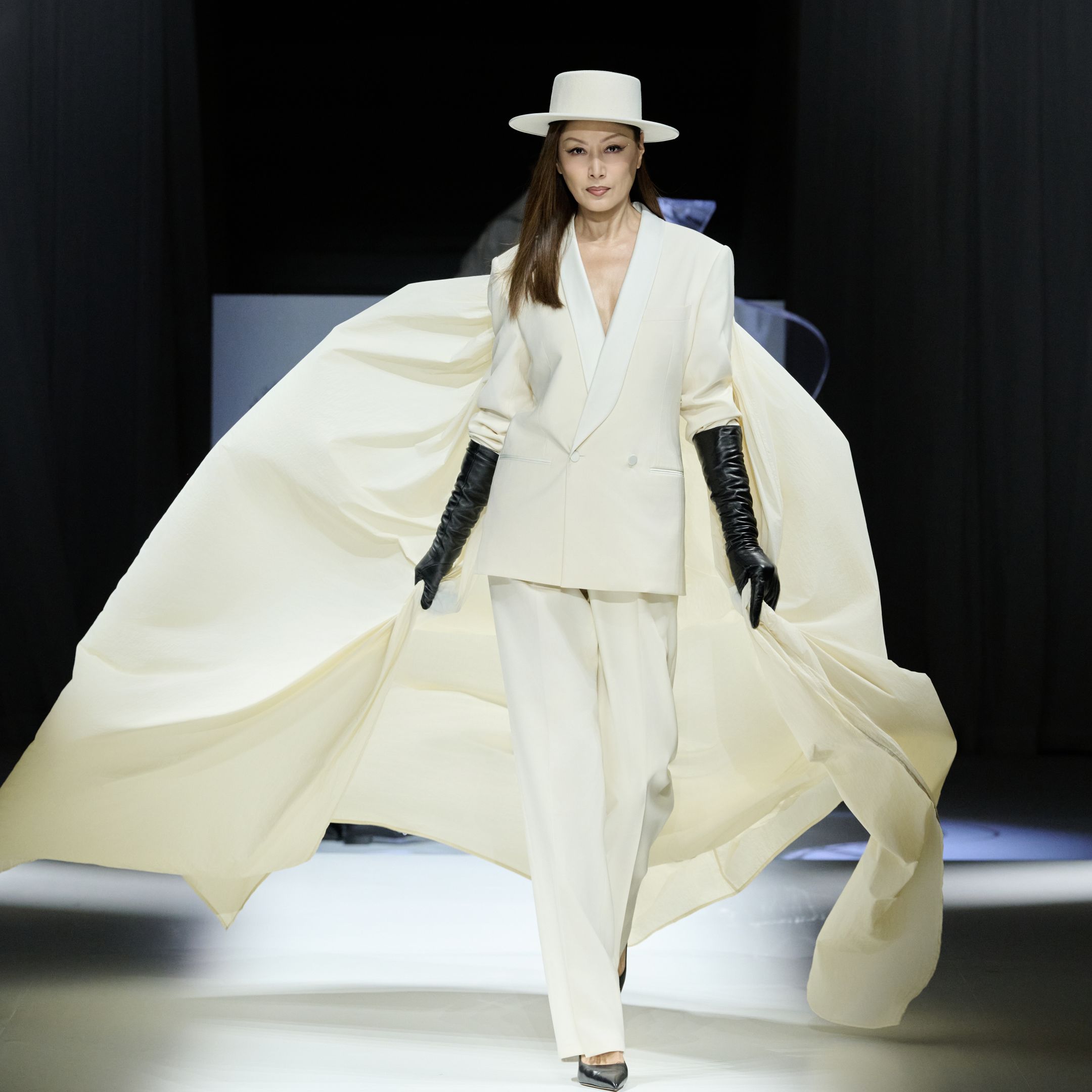 HUBING SELECTS Presents URBAN GRACE: Leather &amp;amp; Light at London Fashion Week editorial with Soni Lobodiuk for Rebel Magazine
